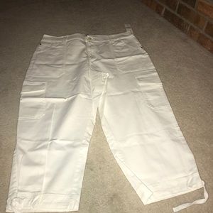 Coldwater Creek natural twill cargo pant